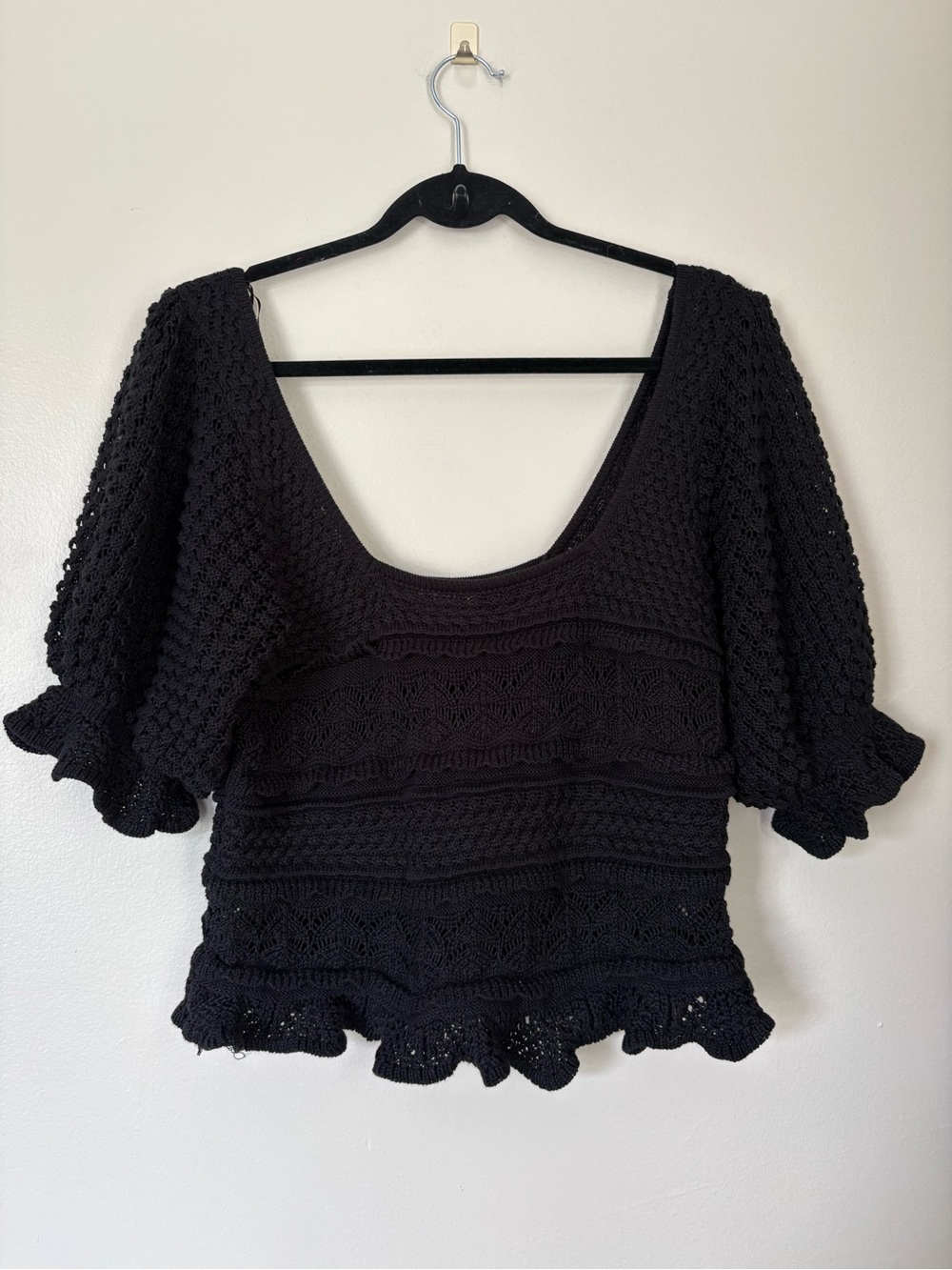 BiBi Black Crochet Lace Puff-Sleeve Boho Cottage Top Size Small